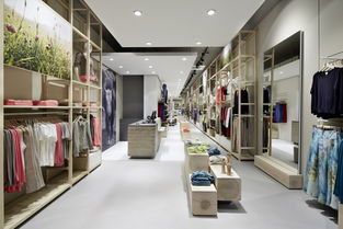 融合自然與時尚 法蘭克福hessnatur時裝店面與服裝設(shè)計探析